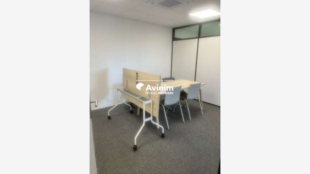 Locaux professionnels/bureaux