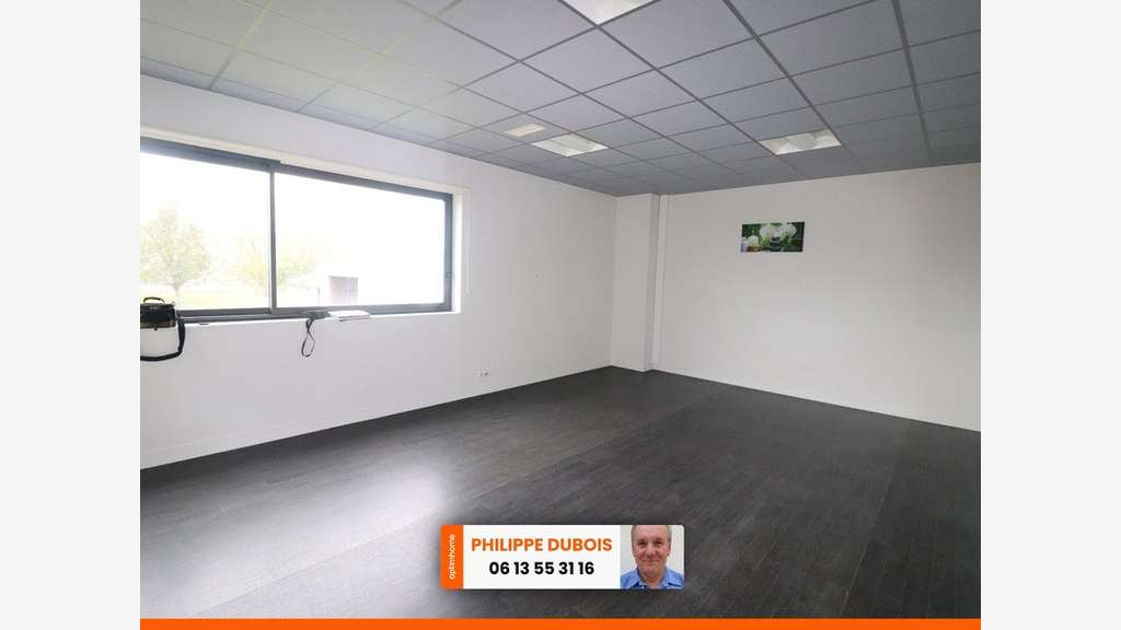 Bureau 200m² R+1 à louer à St-Georges-des-Coteaux