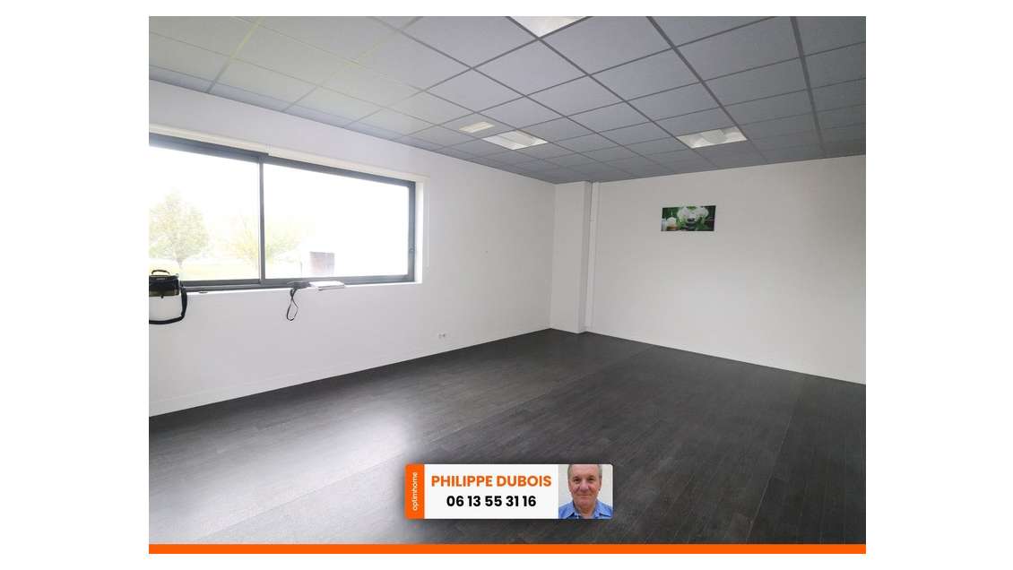 Bureau 200m² R+1 à louer à St-Georges-des-Coteaux