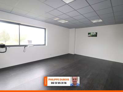 Bureau 200m² R+1 à louer à St-Georges-des-Coteaux