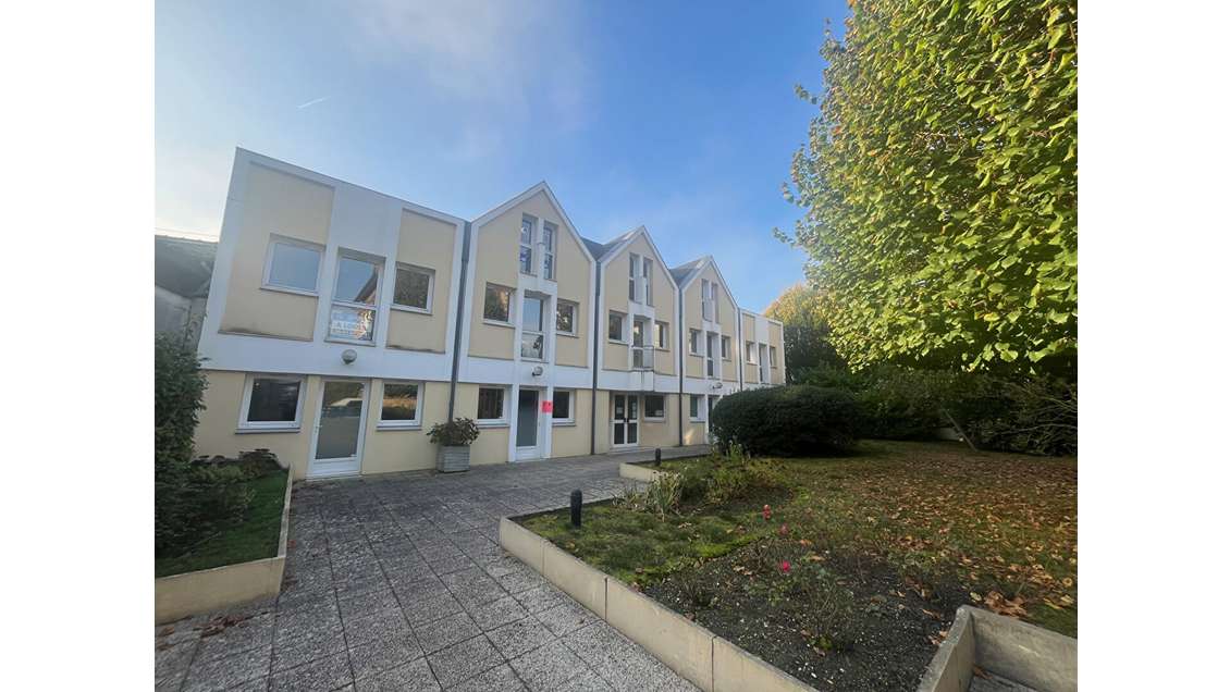 A louer bureaux 85m² R+1  Saint Germain En Laye