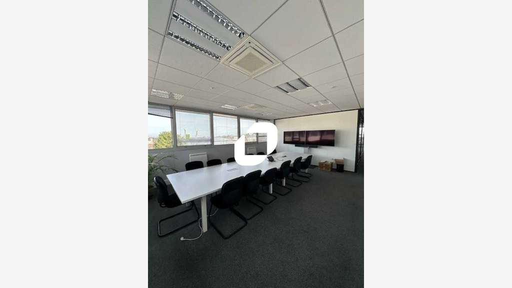 A louer Bureaux 145m² Saint germain en laye