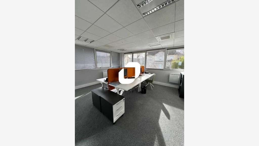 A louer Bureaux 145m² Saint germain en laye