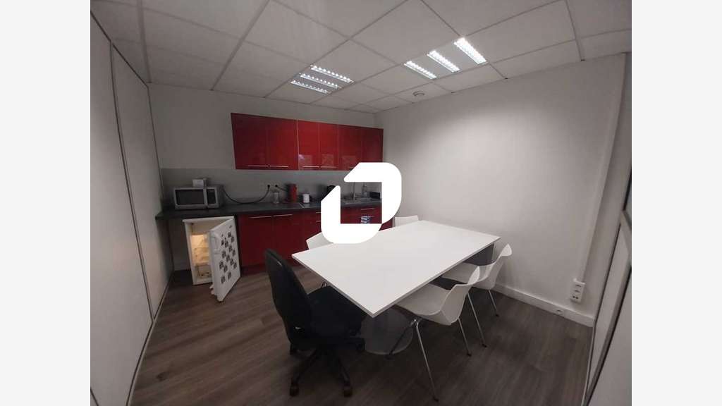 A louer Bureaux 85m² Saint germain en laye