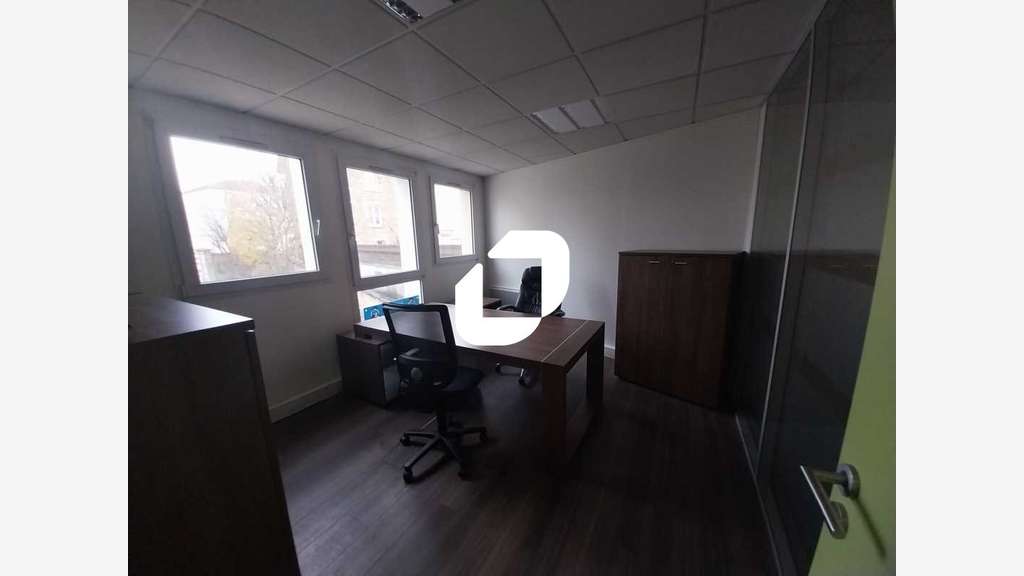 A louer Bureaux 85m² Saint germain en laye