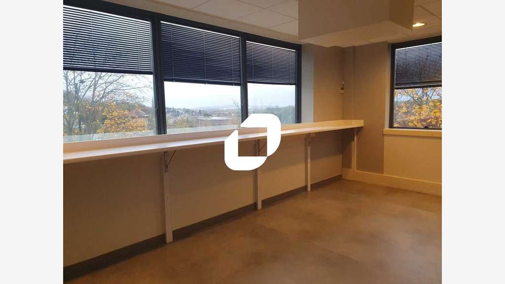 A louer Bureaux 517m² Saint germain en laye