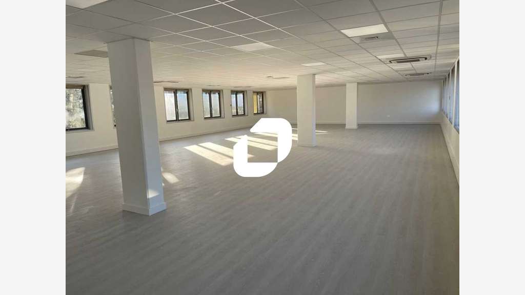 A louer Bureaux 180m² Saint germain en laye