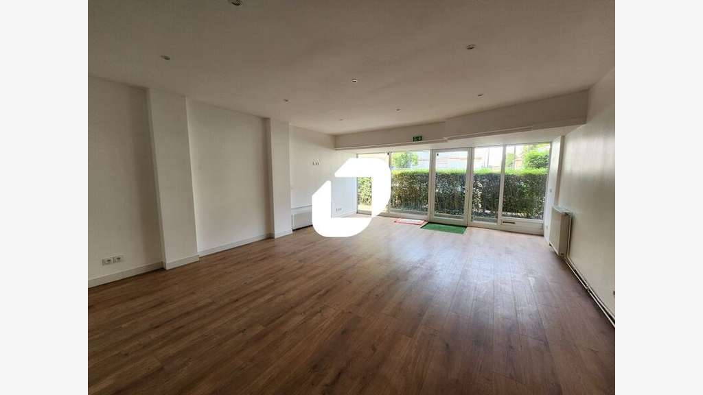 A louer Bureaux 66m² Saint germain en laye