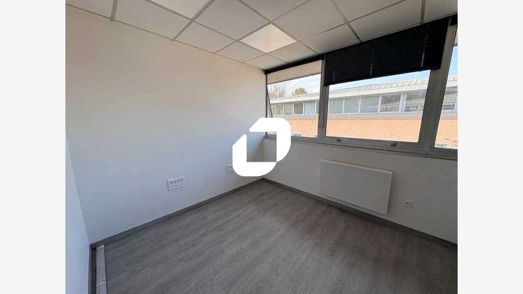 A louer Bureaux 15m² Saint germain en laye