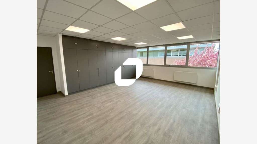 A louer Bureaux 15m² Saint germain en laye