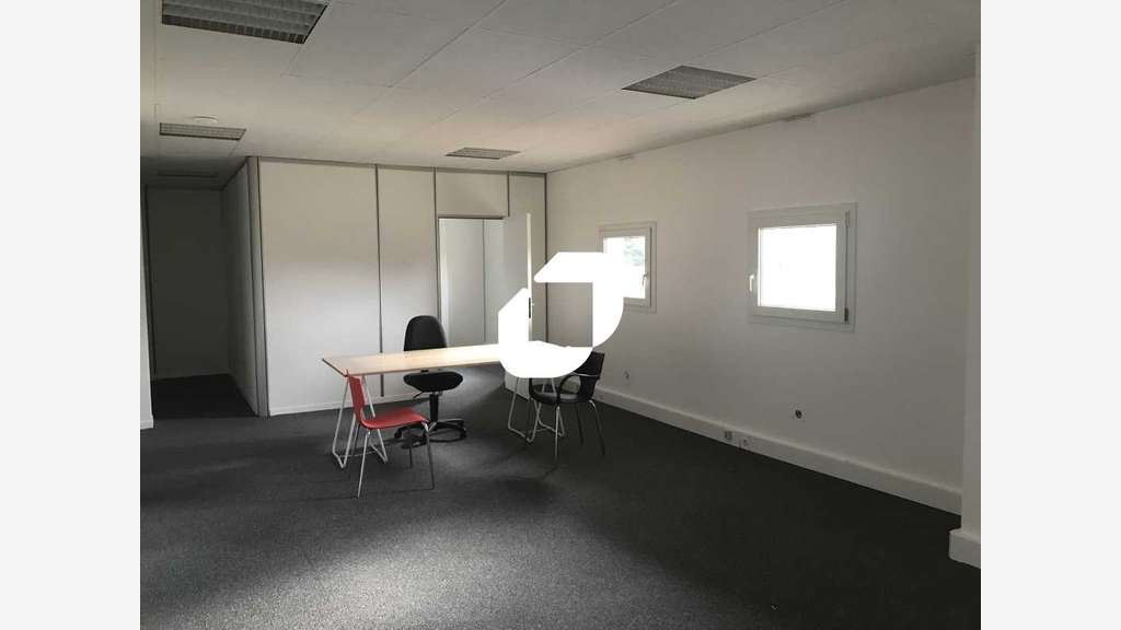 A louer Bureaux 63m² Saint germain en laye