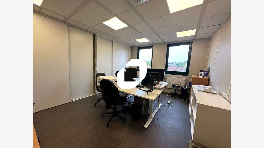 A louer Bureaux 20m² Saint germain en laye