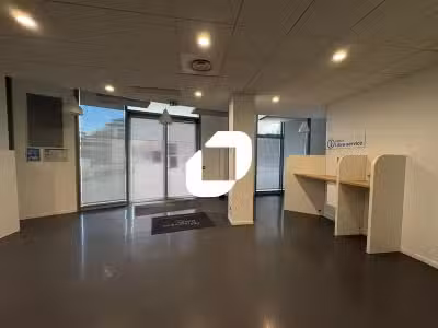 A louer Bureaux 320m² Saint germain en laye