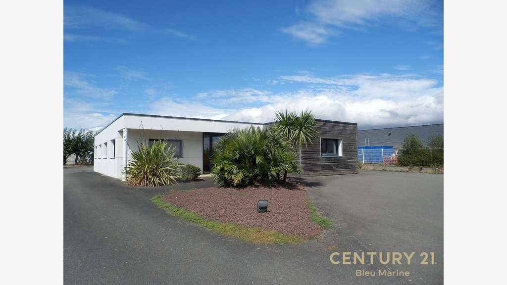 Bureaux commerciaux de 181m²