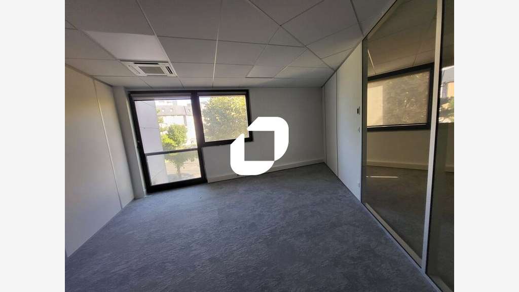 A louer Bureaux 667m² Saint gratien
