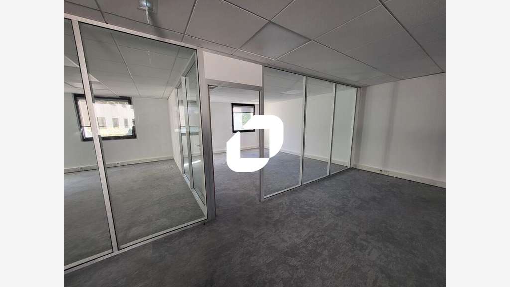 A louer Bureaux 667m² Saint gratien