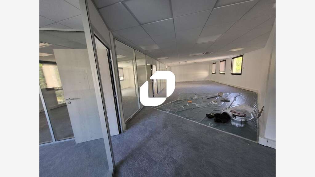 A louer Bureaux 251m² Saint gratien