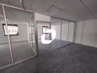 A louer Bureaux 667m² Saint gratien