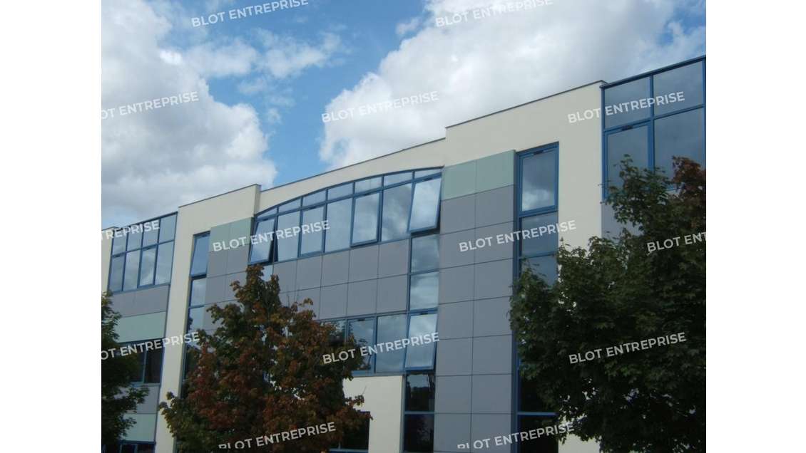 A louer bureaux 250m² R+2 à Rennes Nord
