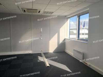 A louer bureaux 400m² R+2 à Rennes Nord