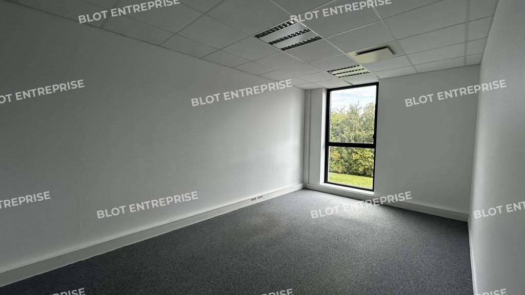 A louer bureaux aménagés 160m² à Saint Grégoire
