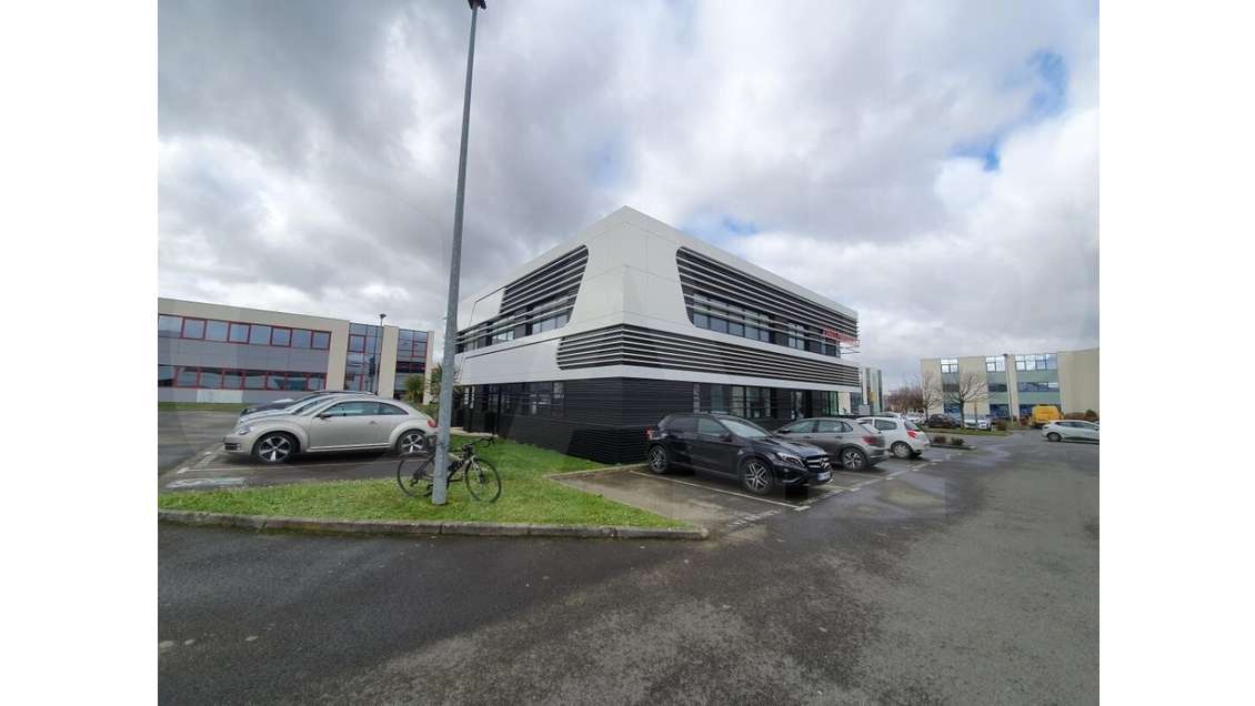 A louer plateau 200m² Espace Performance  