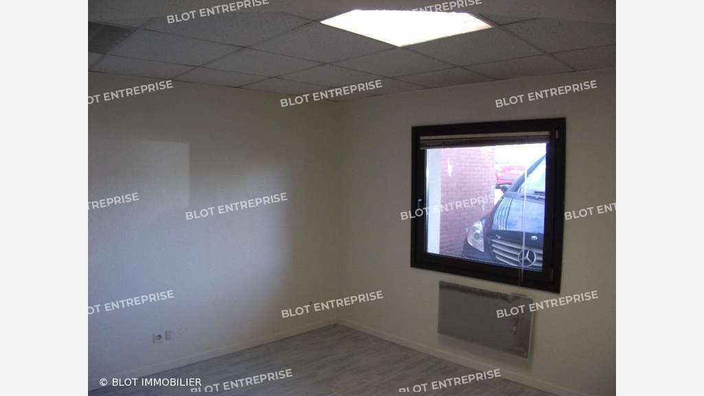 A louer bureaux 59m² à Saint-Grégoire Nord 