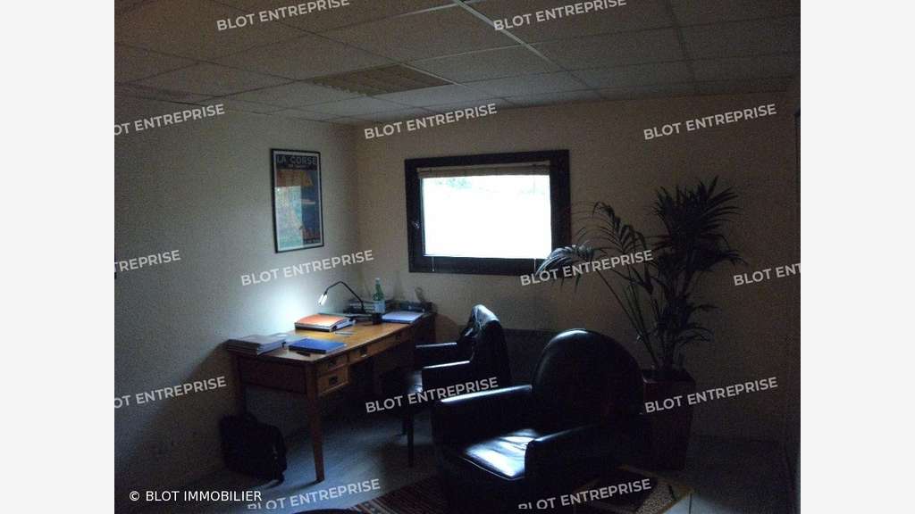 A louer bureaux 59m² à Saint-Grégoire Nord 