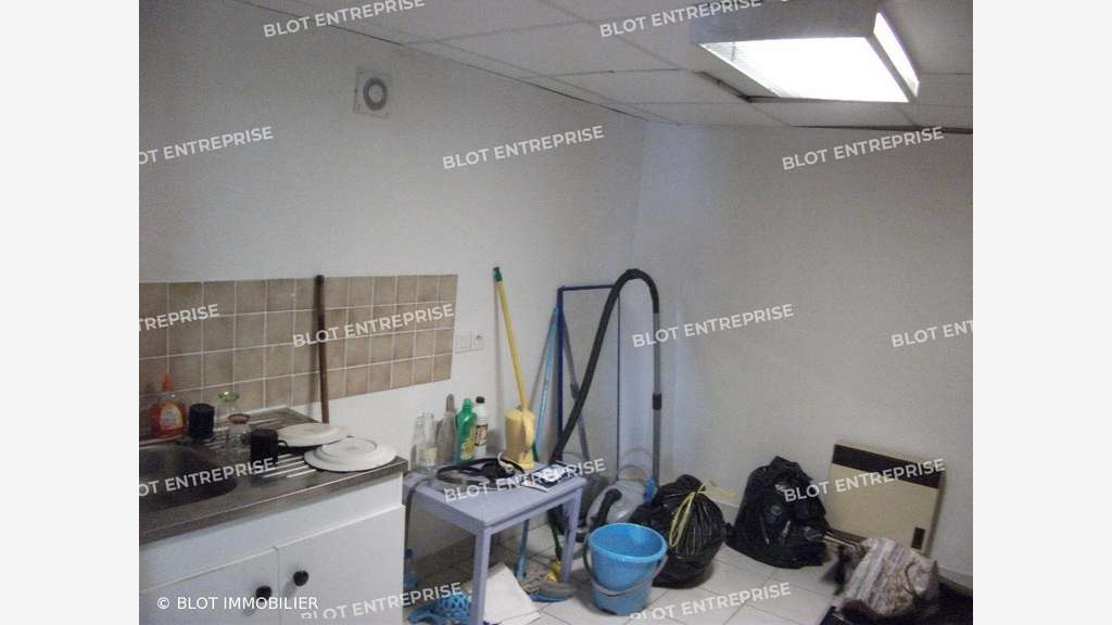 A louer bureaux 59m² à Saint-Grégoire Nord 
