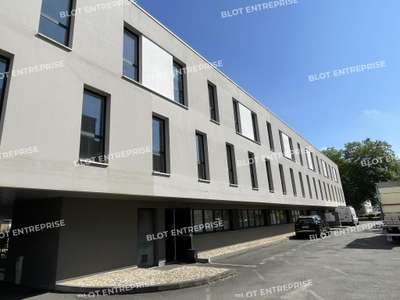 A louer bureaux 265m² R+2 à Rennes Nord
