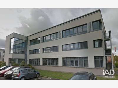 A louer bureaux 248m² à Saint-Grégoire