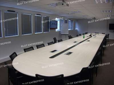 A LOUER - BUREAUX 200 m² - SAINT-GREGOIRE