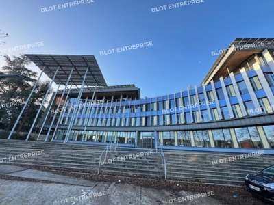 A louer bureaux 1667m² Saint Herblain Delta Green
