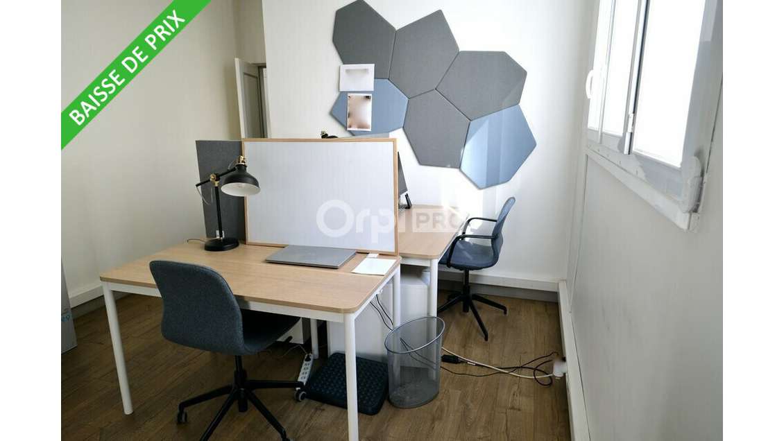 A louer bureau rénové  Saint Herblain Beauséjour 