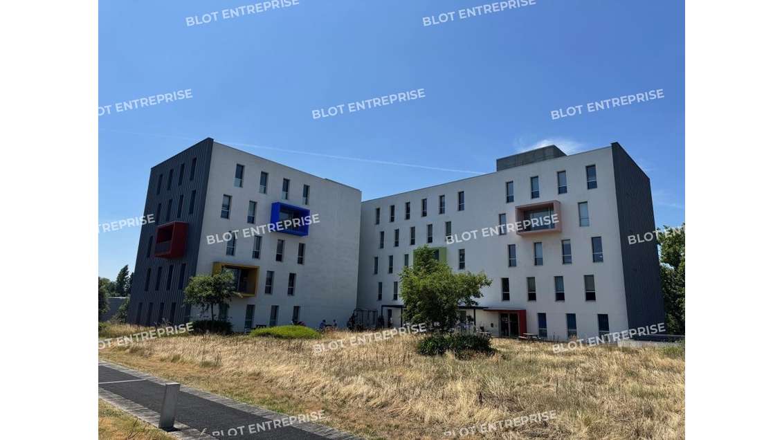 A louer bureaux 1 218m² à Saint-Herblain Atlantis