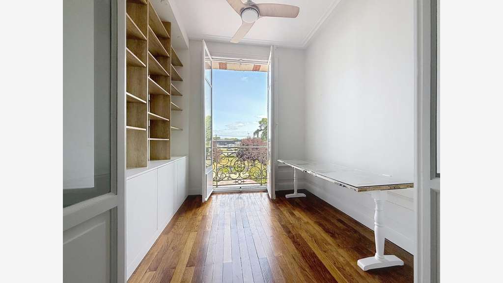 Loue bureau professionnel 120m² à Saint Herblain