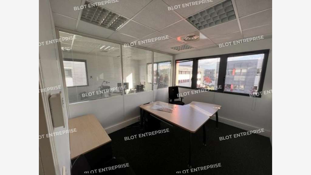 A louer bureaux 450m² St Herblain ZAC Armor