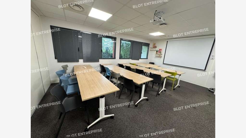 A louer bureaux 428m² St Herblain ZAC Armor