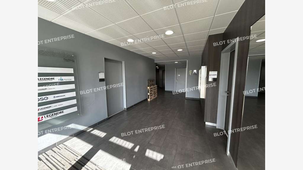 A louer bureaux 155m² à Saint Herblain Atlantis