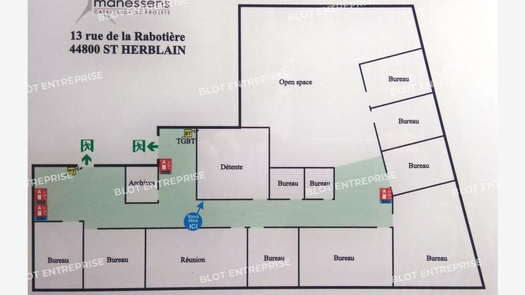 AV bureaux 294m² à Saint-Herblain avec parkings