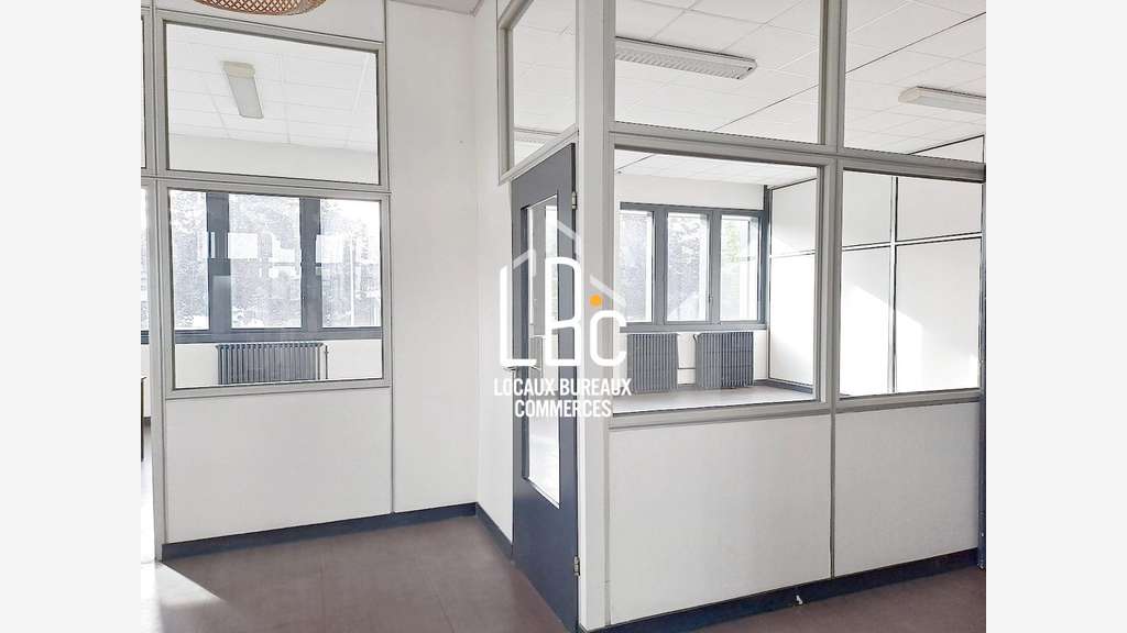 À louer plateau de bureaux 216m² à Saint Herblain