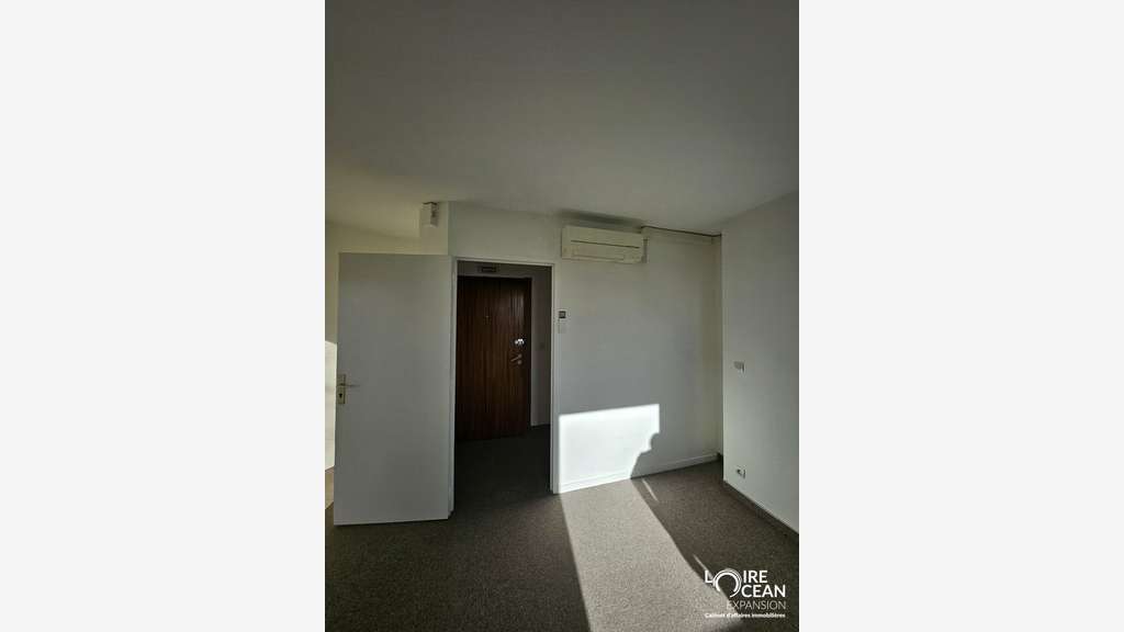 Bureaux 79m² R+1 à louer à Saint-Herblain