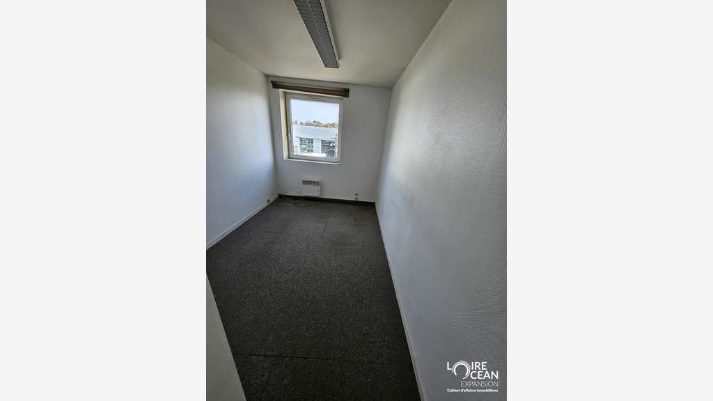Bureaux 79m² R+1 à louer à Saint-Herblain