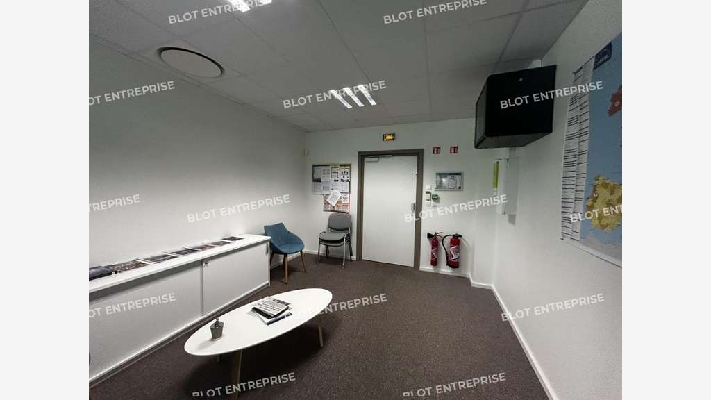 À louer bureaux de 147m² à Saint-Herblain zac