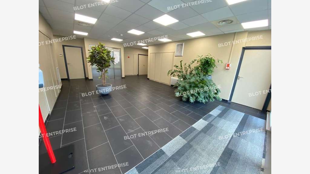 A louer bureaux 236m² ZAC Armor à Saint Herblain