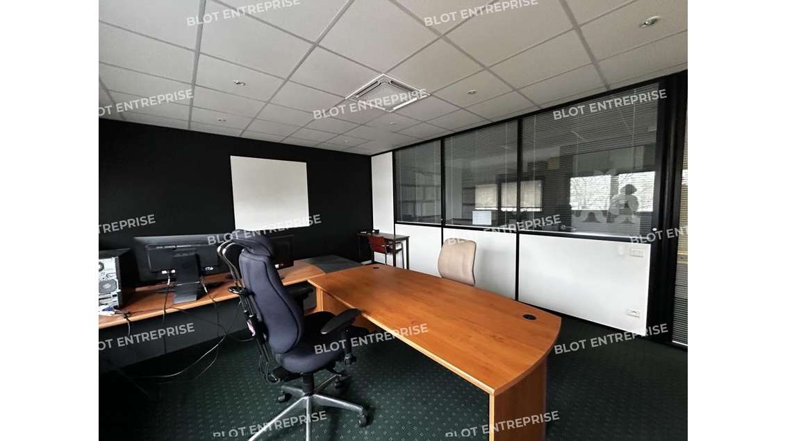 Location bureaux fonctionnels 140m² Saint-Herblain