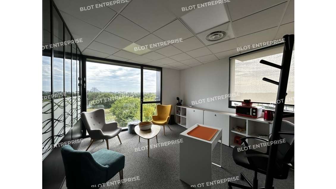 A louer bureaux 80m² à Saint Herblain ZAC Armor