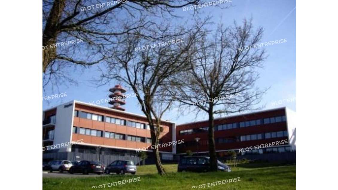A louer bureaux 302m² St Herblain Parc Moulin Neuf