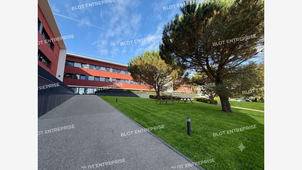 A louer bureaux 302m² St Herblain Parc Moulin Neuf