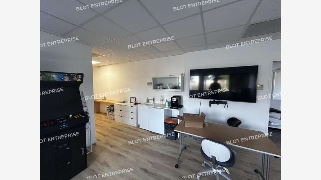 A louer bureaux 75m² Saint Herblain ZAC Armor